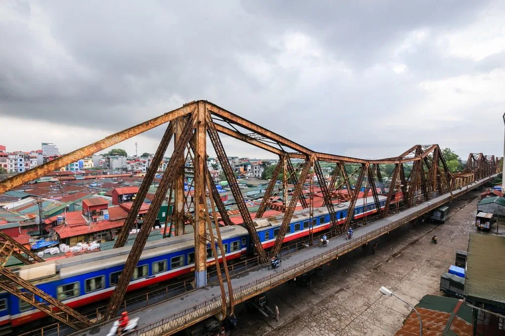 long bien bridge hanoi 1280