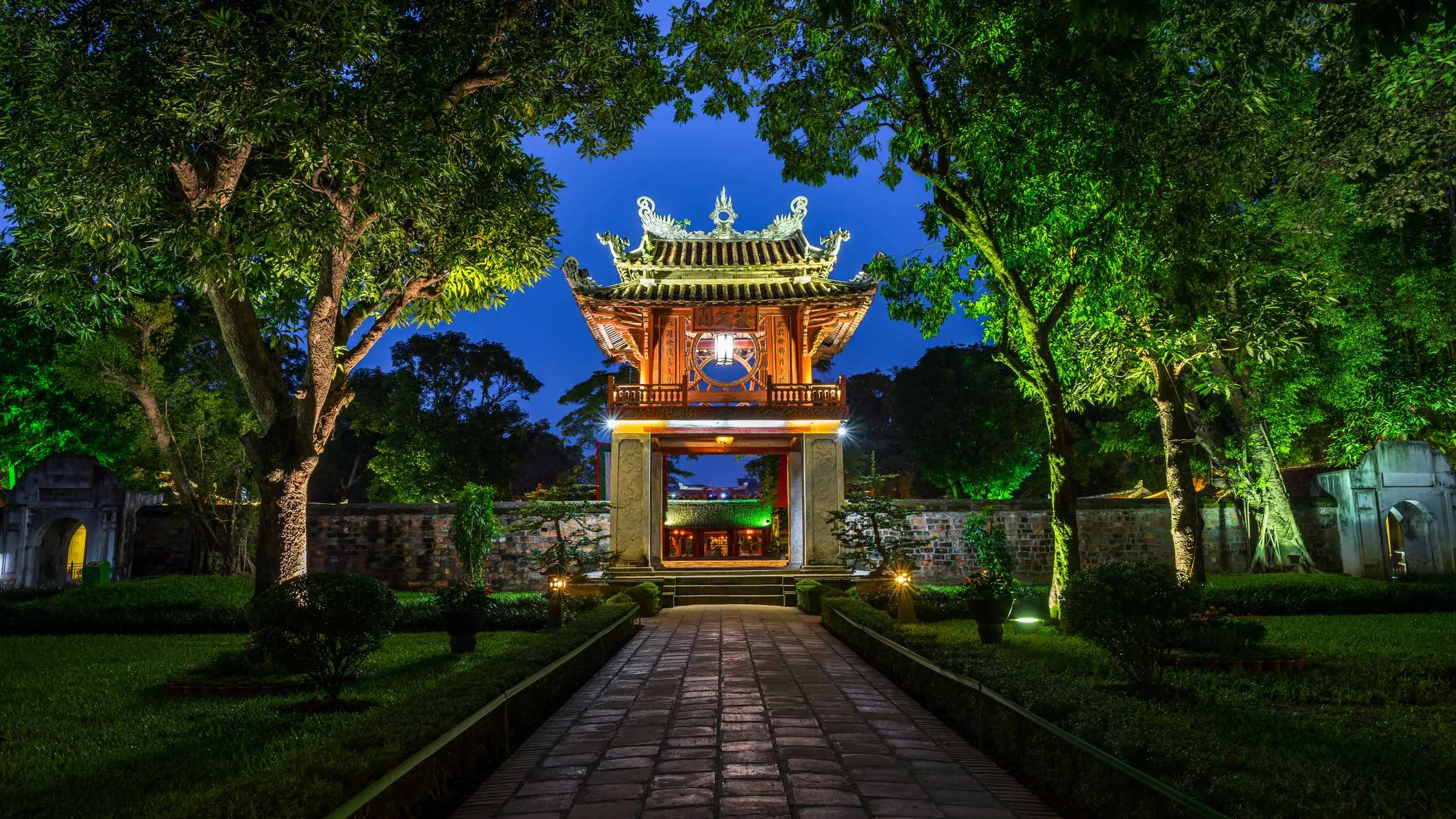 Guide complet du Temple de la Littérature de Hanoï : un voyage à travers le cœur antique du Vietnam